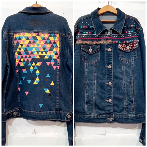 Triángulos de Colores